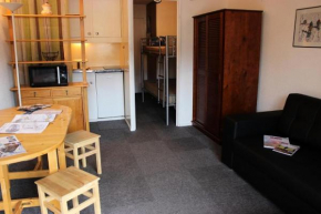 Résidence Roche Blanche - STUDIO POUR 2 PERSONNES AVEC BALCON EXPOSE SUD OUEST EN CENTRE STATION MAE-7811